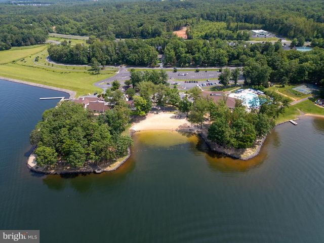 122 YORKTOWN BLVD, Locust Grove, VA 22508