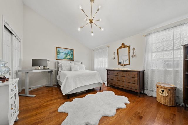 19 Eagan Place 19, Peabody, MA 01960