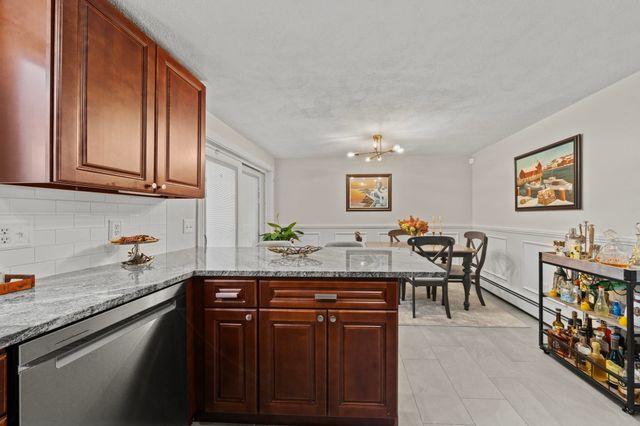 19 Eagan Place 19, Peabody, MA 01960