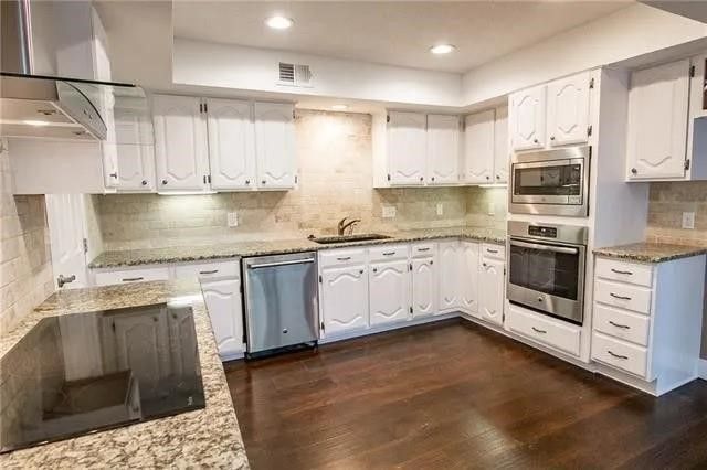9401 Blue Jay Way, Irving, TX 75063