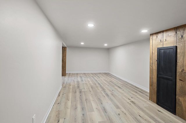 1682 DEBRA LANE, Green Bay, WI 54302