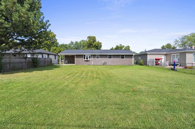 1682 DEBRA LANE, Green Bay, WI 54302