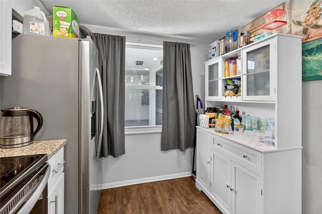 1146 KING ARTHUR COURT 110, Dunedin, FL 34698