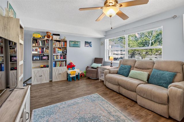 1146 KING ARTHUR COURT 110, Dunedin, FL 34698