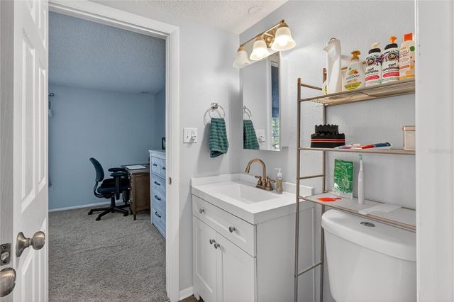 1146 KING ARTHUR COURT 110, Dunedin, FL 34698