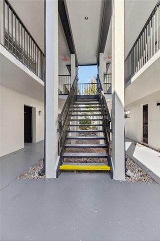 1146 KING ARTHUR COURT 110, Dunedin, FL 34698