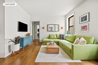 255 EASTERN Parkway B14, New York City, NY 11238