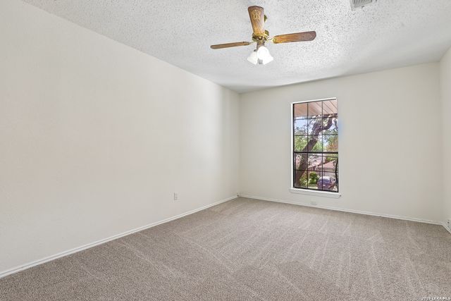 11202 Forest Shower, Live Oak, TX 78233