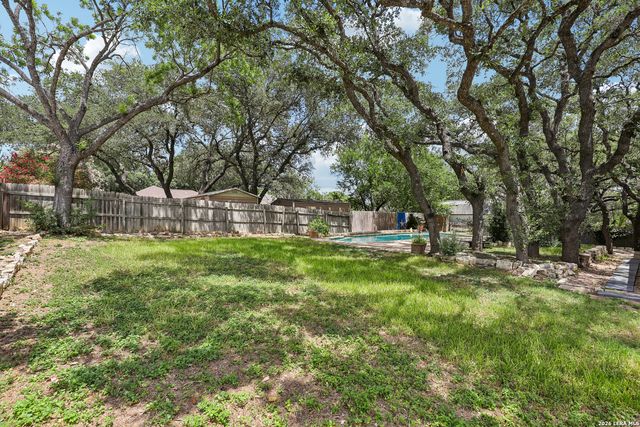 11202 Forest Shower, Live Oak, TX 78233