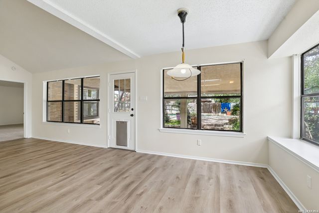 11202 Forest Shower, Live Oak, TX 78233