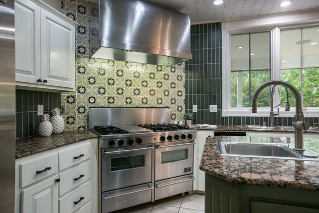 1513 TINNIN Road NW, Los Ranchos, NM 87107