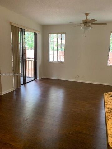 2800 Kinsington Cir, Weston, FL 33332