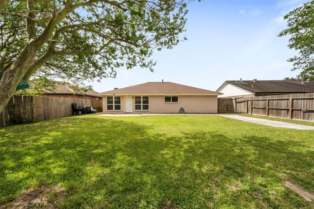 4163 Bermuda Drive, Pasadena, TX 77503
