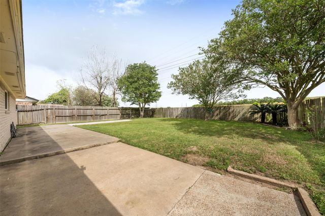4163 Bermuda Drive, Pasadena, TX 77503