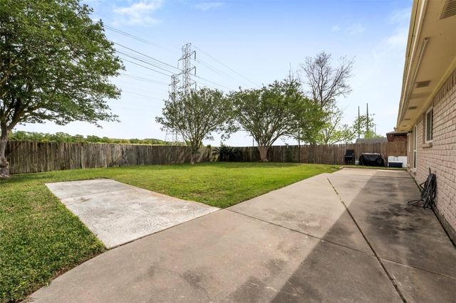 4163 Bermuda Drive, Pasadena, TX 77503