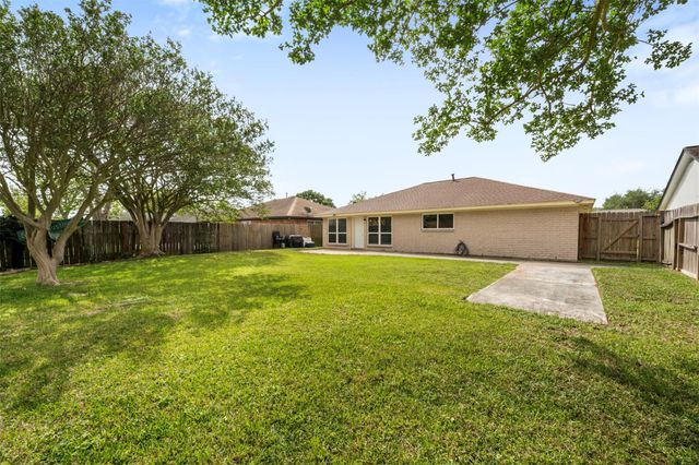 4163 Bermuda Drive, Pasadena, TX 77503