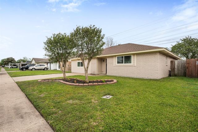 4163 Bermuda Drive, Pasadena, TX 77503