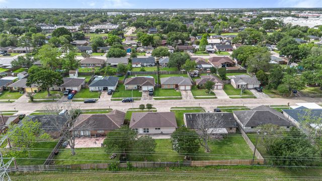 4163 Bermuda Drive, Pasadena, TX 77503