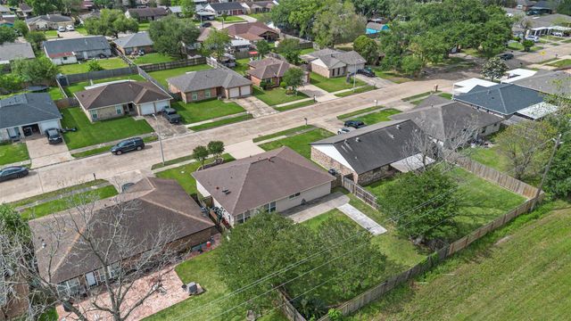 4163 Bermuda Drive, Pasadena, TX 77503