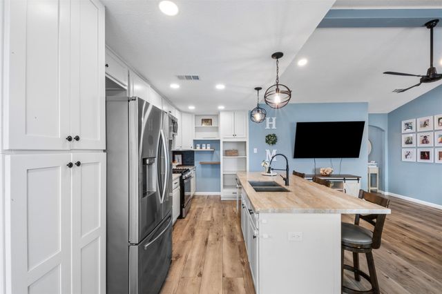 4163 Bermuda Drive, Pasadena, TX 77503