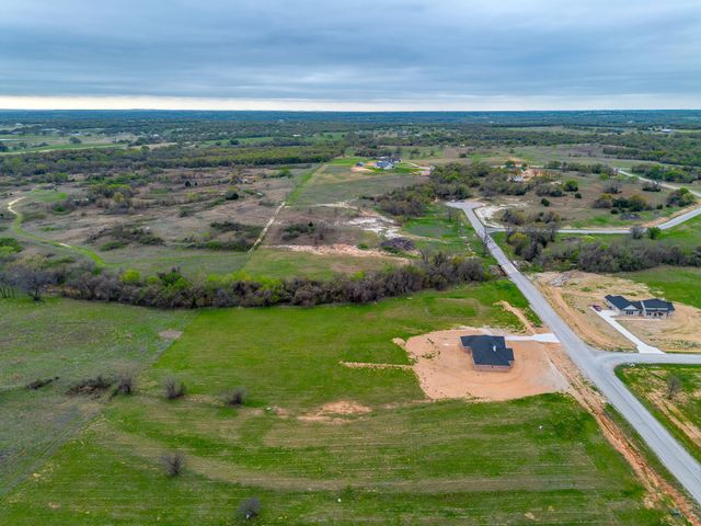 117 Clare Road, Poolville, TX 76487