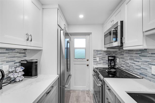 4502 N Federal Hwy 167H, Lighthouse Point, FL 33064