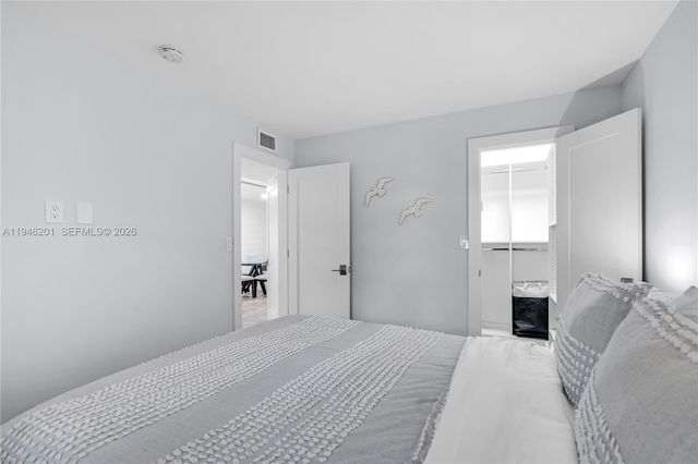 4502 N Federal Hwy 167H, Lighthouse Point, FL 33064