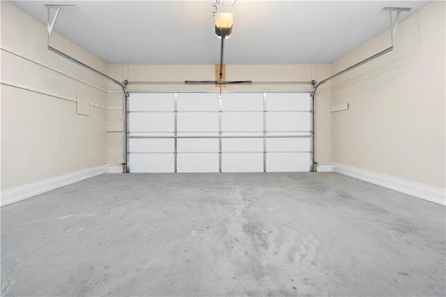 276 Glens Loop, Woodstock, GA 30188