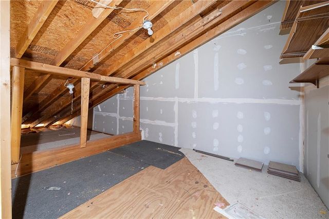 276 Glens Loop, Woodstock, GA 30188