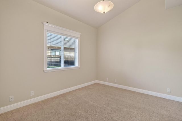 2131 SW Ford Street, Grants Pass, OR 97526