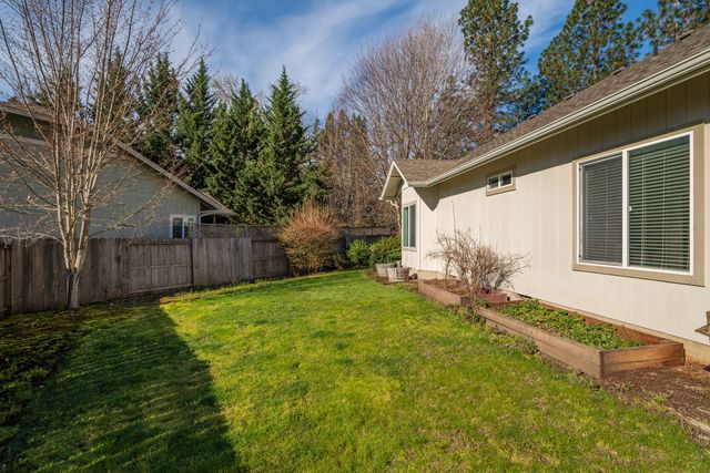 2131 SW Ford Street, Grants Pass, OR 97526