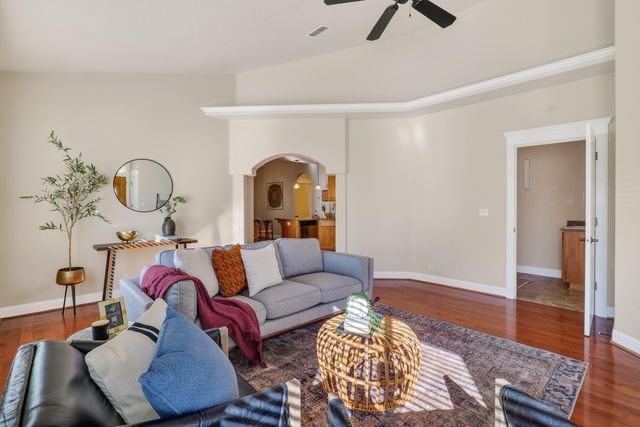 2131 SW Ford Street, Grants Pass, OR 97526