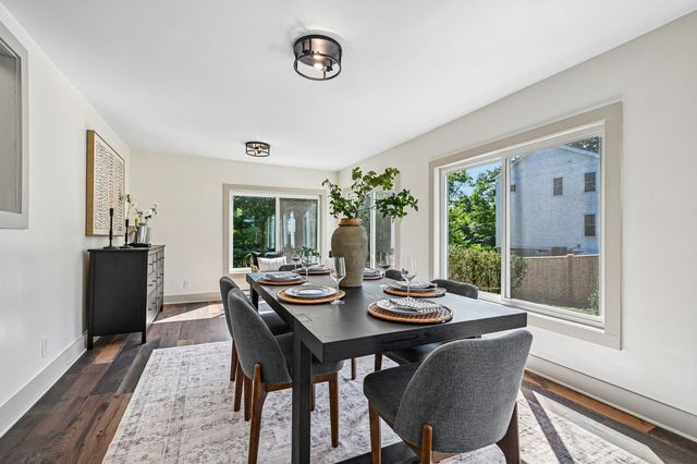 254 Russell St, Woburn, MA 01801
