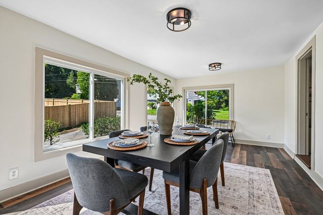 254 Russell St, Woburn, MA 01801