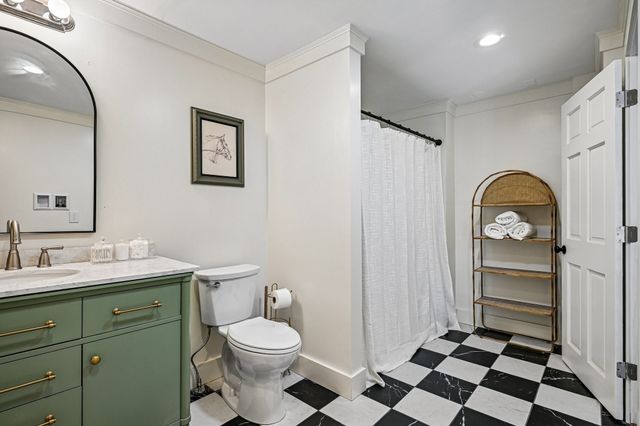 254 Russell St, Woburn, MA 01801