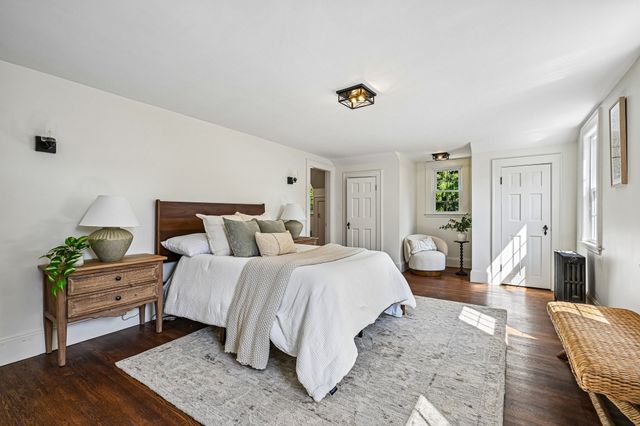 254 Russell St, Woburn, MA 01801