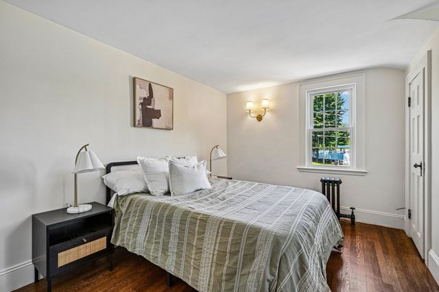 254 Russell St, Woburn, MA 01801