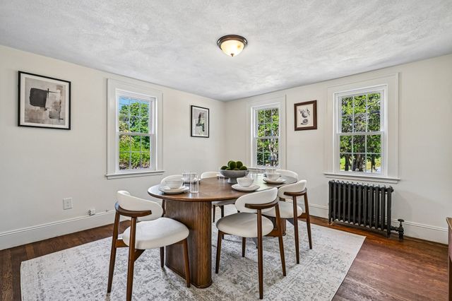 254 Russell St, Woburn, MA 01801