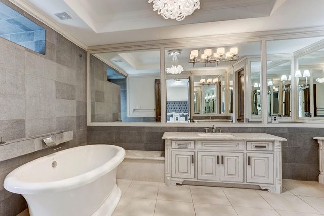 3749 Olympia Drive, Houston, TX 77019