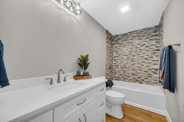 2792 Irving Street, Portage, IN 46368