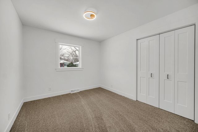 2792 Irving Street, Portage, IN 46368