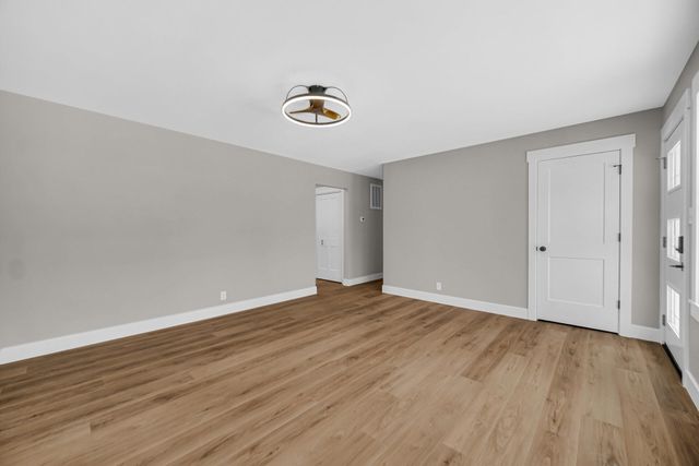 2792 Irving Street, Portage, IN 46368