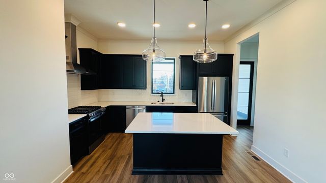 189 Midland Trace Loop, Westfield, IN 46074