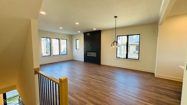 189 Midland Trace Loop, Westfield, IN 46074