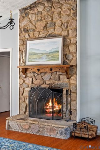 5031 Pennbrook Dr, Chesterfield, VA 23832