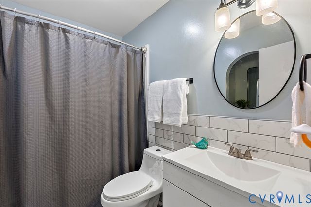 5031 Pennbrook Dr, Chesterfield, VA 23832