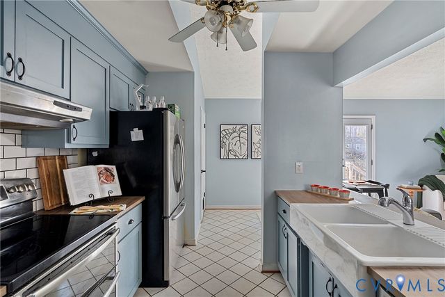 5031 Pennbrook Dr, Chesterfield, VA 23832