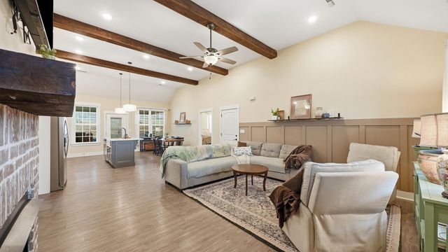 1909 Old Lafayette Road, Rock Spring, GA 30739