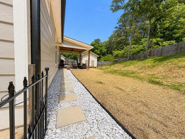 1909 Old Lafayette Road, Rock Spring, GA 30739