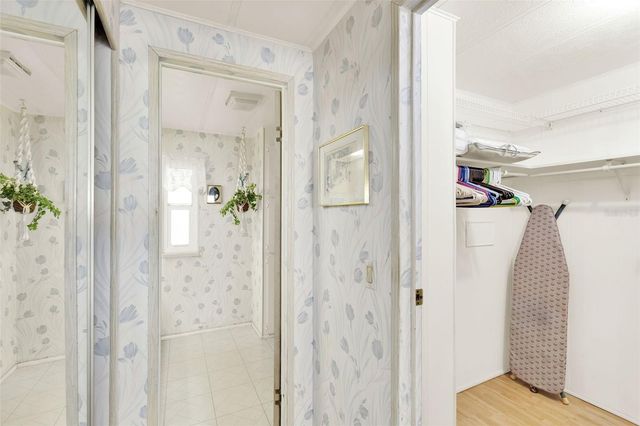 650 LA SALA, North Port, FL 34287